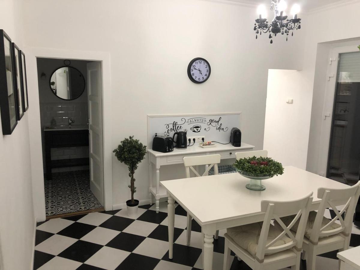 Margaréta Apartman Pécs Extérieur photo