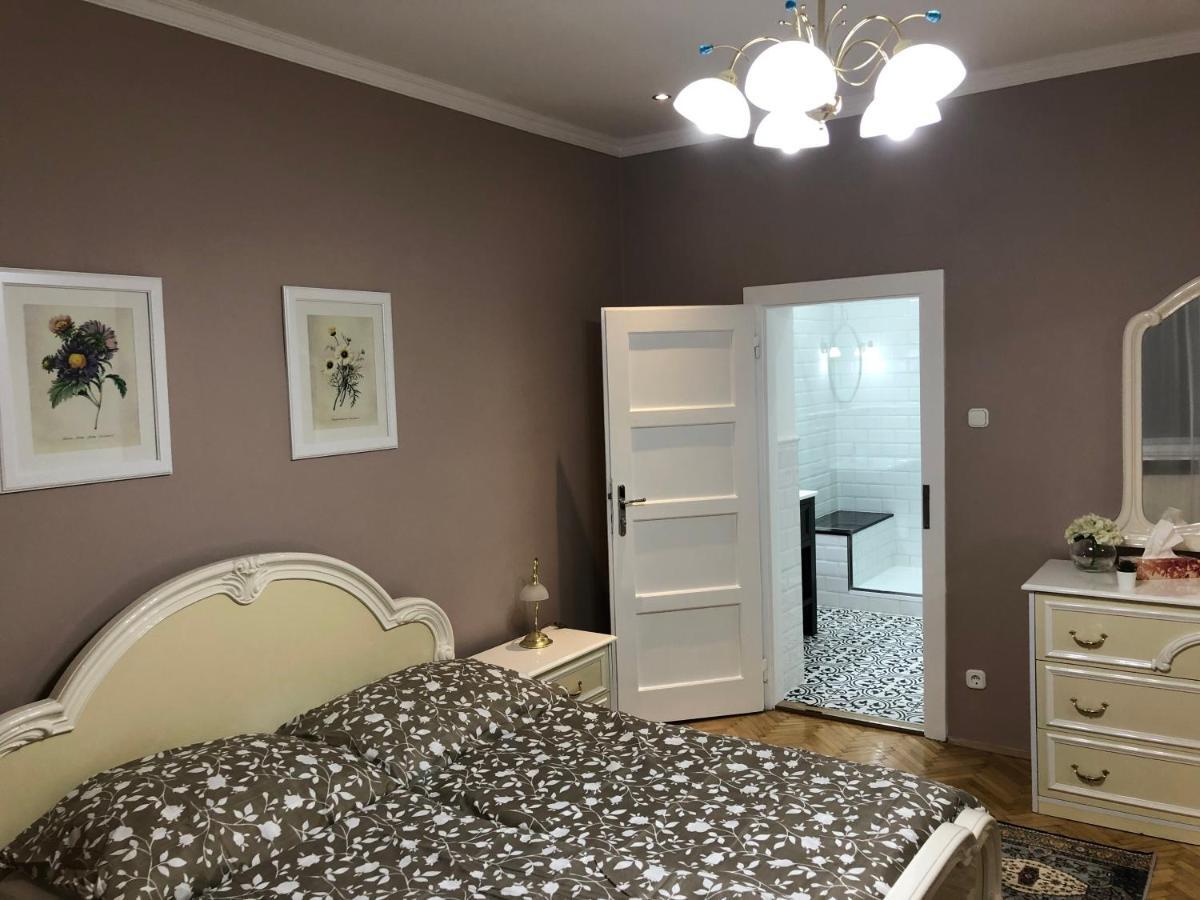 Margaréta Apartman Pécs Extérieur photo